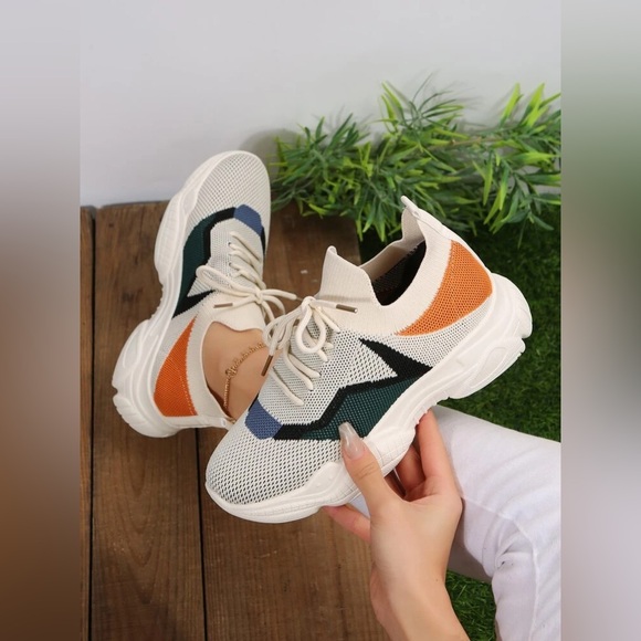 Shein Women Colorblock Lace-Up Front Chunky Sneakers Size 8 -NWOT - Picture 5 of 11